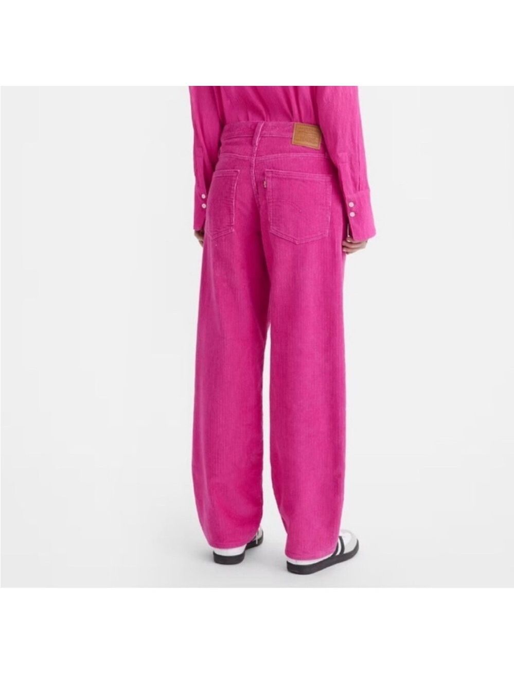 - Levi’s Premium Baggy Dad Corduroy Pants in Pink Size 23